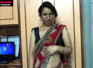 Indian aunty training hookup unveiling