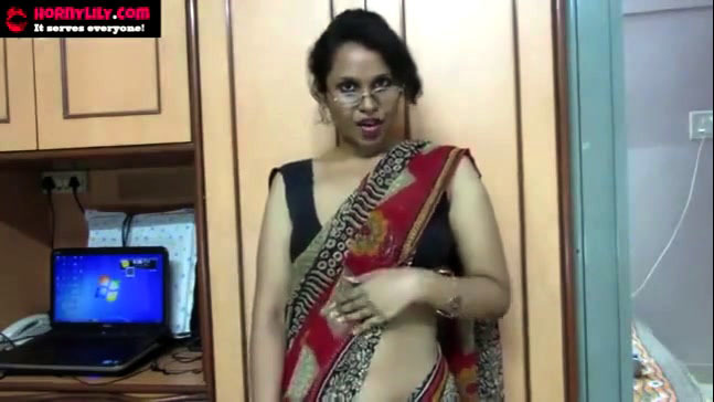 Indian aunty training hookup unveiling