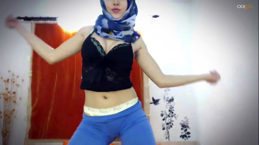 Stomach dance, cam hijab bare